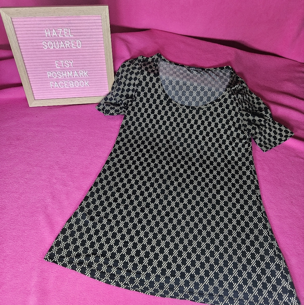 Wet Seal Black and White Geometric Blouse/dress